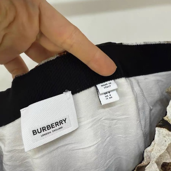 🚩steal authentic Burberry Camouflage Mini Skirt - Picture 4 of 7